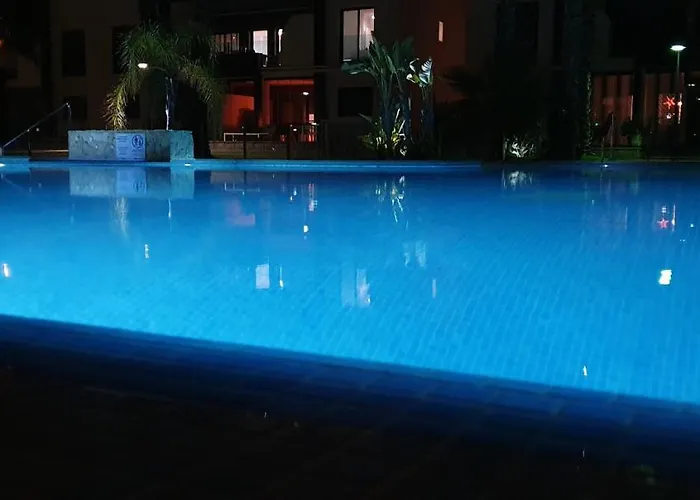 公寓 Oasis 奥里韦拉