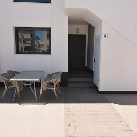 Oasis Apartment *
