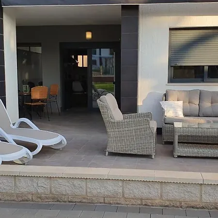 Apartment Oasis